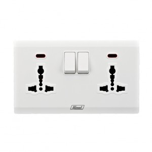 13A Duplex International Switched Socket with Neon